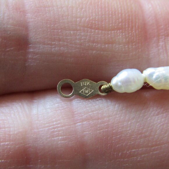 Vintage Imperial World, Inc freshwater pearl & coral necklace - Picture 7 of 7